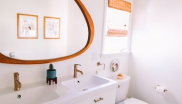 Una guía para renovar tu baño sin estrés que te ayudará a crear el espacio ideal.