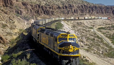 Discover Popular Train Tours from Adelaide to Brisbane