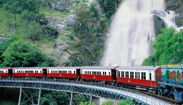 Kuranda Scenic Railway Tours Guide: Route Highlights, Experience, Stops, and Travel Planning Insights