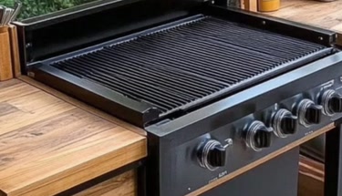 A Homeowner’s Guide to Outdoor BBQ Grills: Types, Features, Setup and Everyday Use
