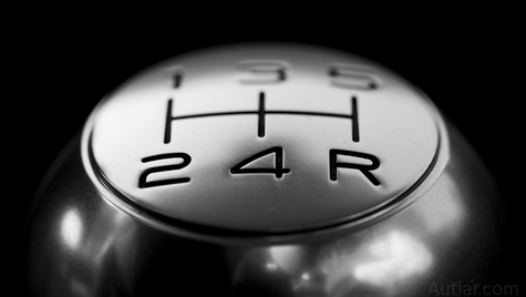 The “Manual” Investment: Why the 3-Pedal Transmission Has Become a Physical Bitcoin