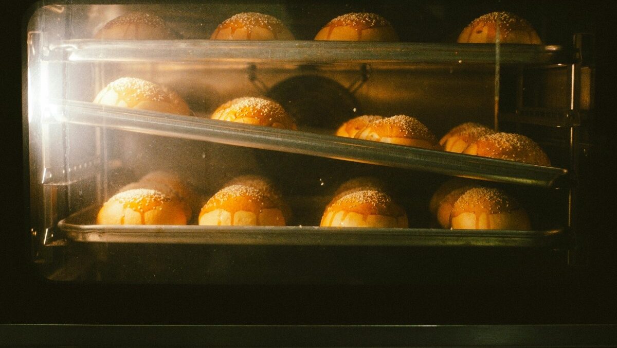 Convection vs. Standard Oven: Which One Should You Actually Use?