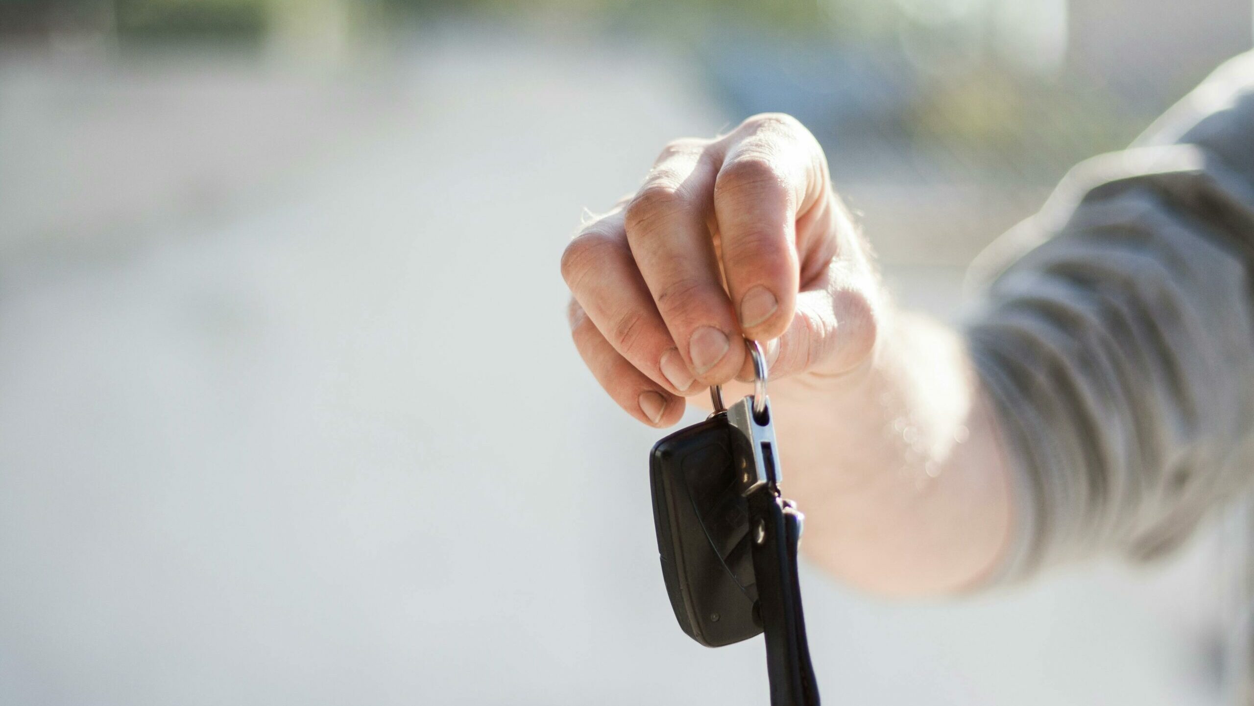 Leasing a Car? Don’t Get Screwed—Here’s the Inside Scoop