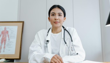 Discover how nursing courses can build your healthcare career